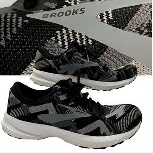 Brooks Launch 6 Sneaker Black and Gray Size: 8 with SuperFeet Insoles